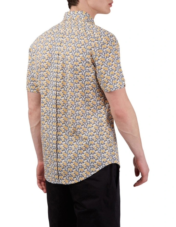 Best Sale ???? Ben Sherman Block Botanical Print Short Sleeve ???? Shirt In Yellow ✔️ 4 Best Sale ???? Ben Sherman Block Botanical Print Short Sleeve ???? Shirt In Yellow ✔️ - Image 2