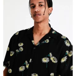 Alternative view of New ???? Jack & Jones Daisy Resort Short Sleeve ???? Shirt In Black/Multi ✔️